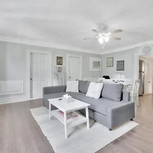 Le Chateau Tampa, Walk To Hyde Park & Amalie Arena Apartment Tampa