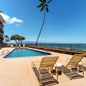 Reef Oceanfront Apartment Kahana